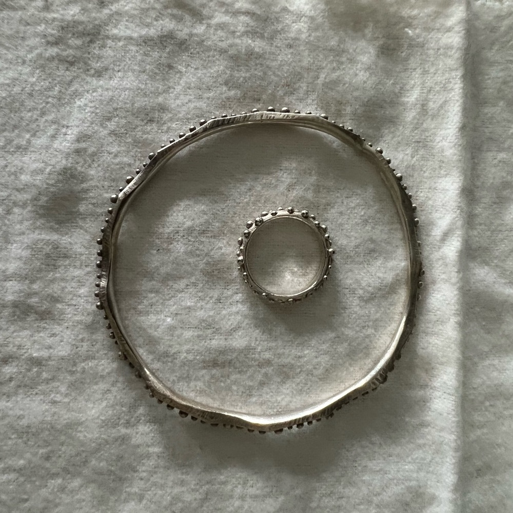 Silver caviar ring and bracelet set